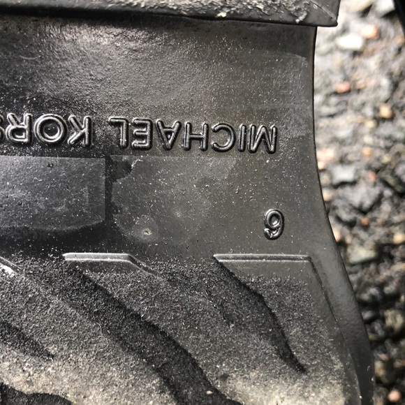 Michael Kors Fulton Harness Rain Boots Size 6 - Picture 10 of 11